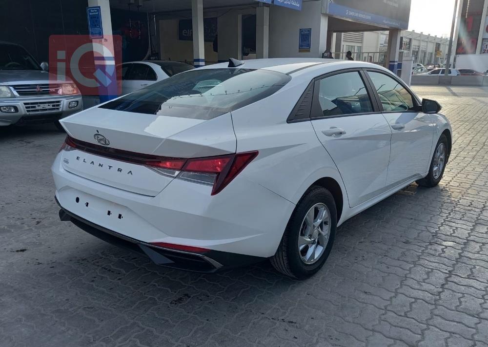 هيونداي النترا